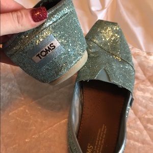 Blue glitter TOMS- 9.5